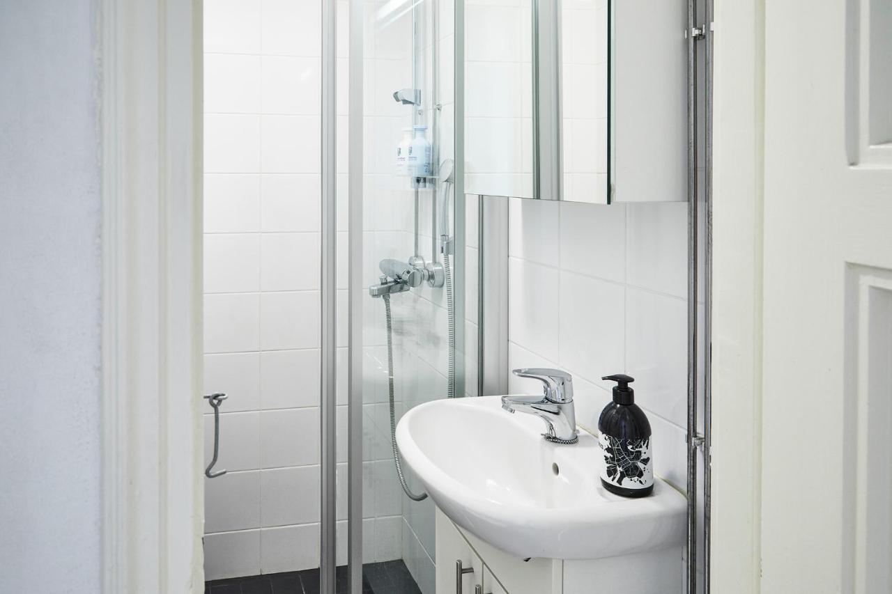 Small Studio Apartment Nearby City Centre Helsinki Exterior photo